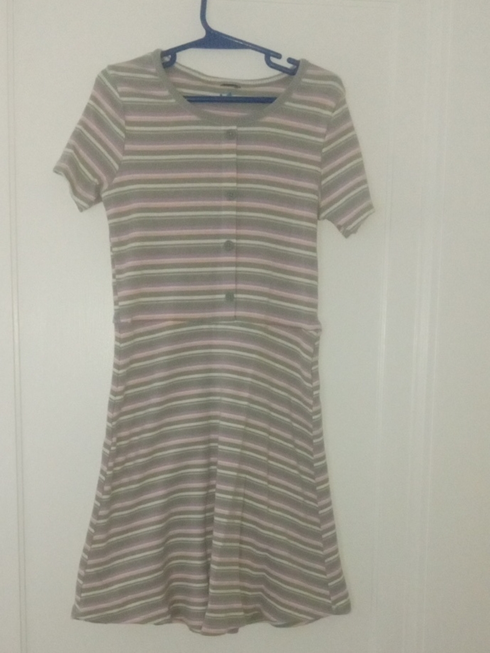 Striped Short-Sleeve dress button accent girl 7
